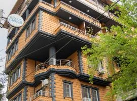 53 BRN hotel