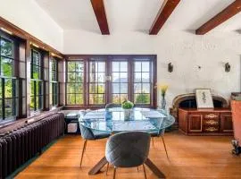 Cozy Private Room Near UBC & Pacific Spirit Park
