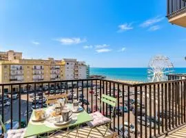 Bedo House - Beachfront Sea View Apartment in Follonica - Happy Rentals