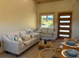 Refugio Patagonico - Cabaña Premium para 8 Personas, 3 Baños - Coyhaique