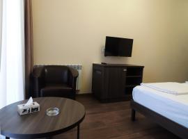 Caravan Hotel，位于Prroshyan的酒店