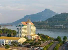 坎巴萨克大酒店