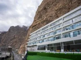 Pearl Continental Attabad Lake, Hunza