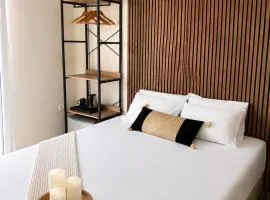 Aurelia Rooms