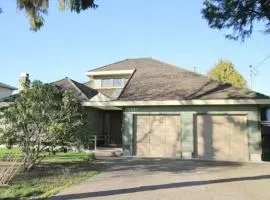 Spacious and comfortable home in Delta BC
