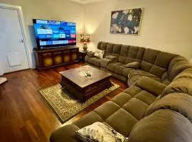 4 bedroom comfort close to CBD