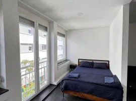 Marie Zimmer Zentral Bequem