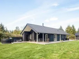 5 star holiday home in Brovst