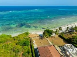Solana Pearl Beach Private Villa