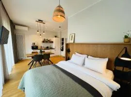 Nice Albatross apartment with a balcony by the sea