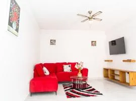 Elegant 3BedRoom Luxury Apartment & Car Rentals
