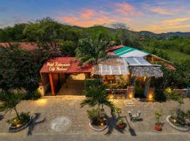 Casita Madame - Frente al Mar con Desayuno Gourmet，位于洛佩斯港的酒店