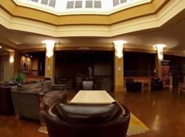 Grand Hotel & Conference Centre Calgary Airport, an Ascend Collection Hotel，位于卡尔加里的酒店