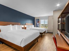 Everhome Suites Panama City Beach，位于巴拿马城海滩的酒店