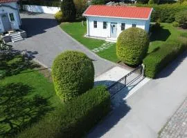 Litet hus nära centrum och tågstation