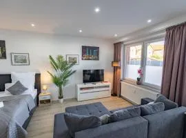 HANNIBAL - Design-Apartment Rose 7, Parkplatz, Küche, HighSpeed-WLAN