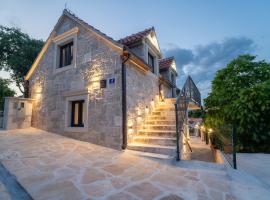 Traditional Dalmatian Stone House Ivana，位于斯普利特卡的酒店