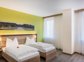 Sleepin Premium Motel Loosdorf，位于Loosdorf沙腊堡附近的酒店