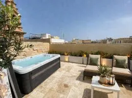 Valletta City Vibes Top Floor with jacuzzi