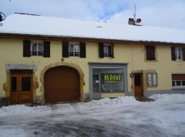 莱斯莱姆帕斯酒店，位于Nozeroy的酒店