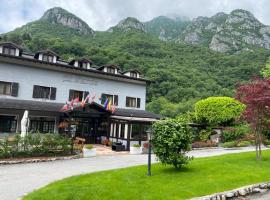 Hotel Al Verde，位于曼德洛德拉廖的酒店
