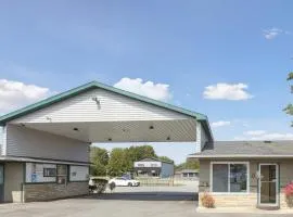 Currys Motel by OYO Saginaw MI