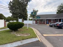 Economy 7 Inn Near Hampton University VA