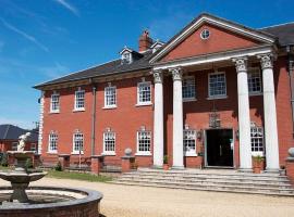 Elme Hall Hotel - FREE Parking - Ideal for contractors - Shared Kitchen，位于Elm的酒店