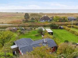 Cozy Summer House With View To The See And Nature