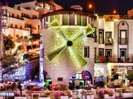 Quatro Life Hotel