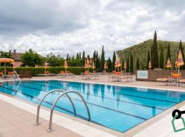 Hotiday Apartments Costa degli Etruschi，位于瓦达的酒店
