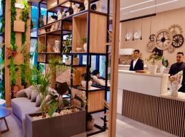 Le Yot Hotel，位于'Aïn Benian的酒店