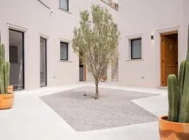 Patio 7 Studios