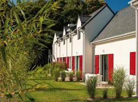 Morbihan Golf Apartment for 4