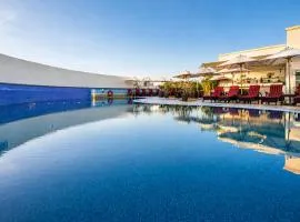 Sunday Hotel Holiday International Dubai