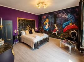Casa immersiva Alice in Wonderland Cascata delle Marmore，位于Arrone的酒店