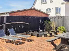 Stunning Home In Thyborøn With Wifi