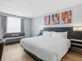Seven Oaks Hotel Regina, SureStay Collection by Best Western，位于里贾纳的酒店