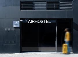 Airhostel Barcelona Airport 24h，位于埃普拉特约布里加的酒店