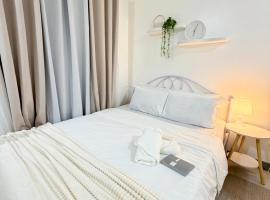 Cozy Escape Calaca，位于Calaca的酒店