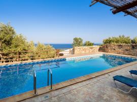 Villa Kimothoe with Private Pool, only 20 min to Elafonissi Beach，位于AmigdhalokeFálion的度假屋