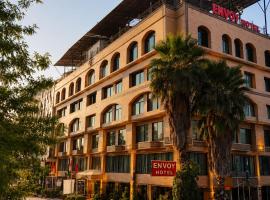 Envoy Continental Hotel, Blue Area, Islamabad，位于伊斯兰堡的酒店