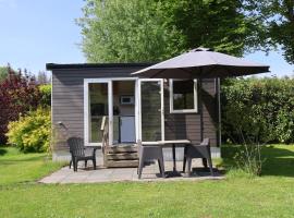 Mini-chalet - Vakantiepark 't Urkerbos，位于于尔克的酒店