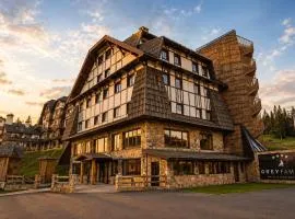 Grey Family Hotel