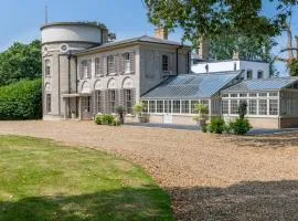Ormesby Manor House & The Shepherds Huts & Well Lodge