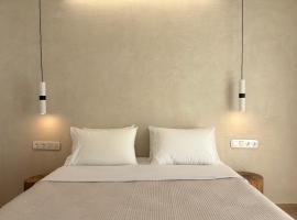 Hotel Faros，位于伊奥斯乔拉的酒店