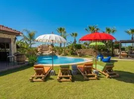 Escape to Paradis 4BR Farm Villa · 40min Tunis