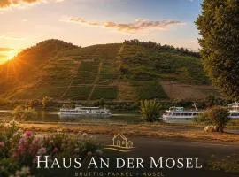 Haus an der Mosel
