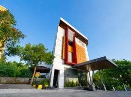 AYRA Hotel Airport Solo