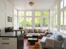 Kapitänsapartment in der VILLA KAETHE am Kurpark - moderne & stilvolle 65qm Ferienwohnung nahe Strand